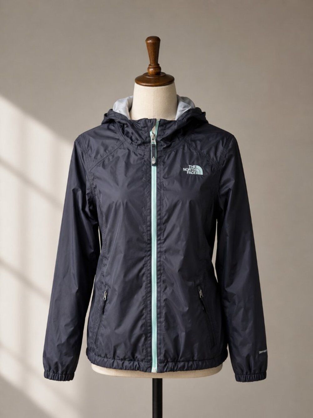 The North Face Girls L 14/16 Gray DryVent Hooded Rain Jacket Mint Zip Gorpcore